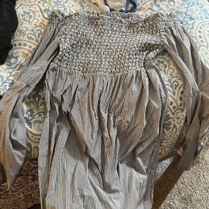 Obsessed with this summer off shoulder dress. Only ever worn one time!